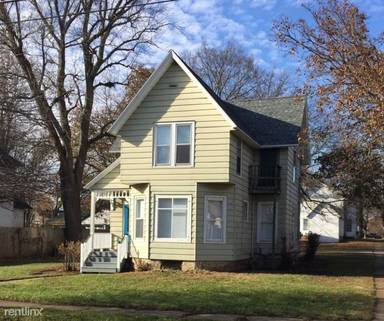 Main picture of 958 Bluff St