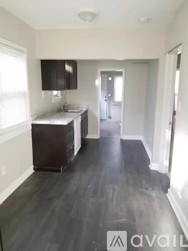 Main picture of 603 Rosewood St