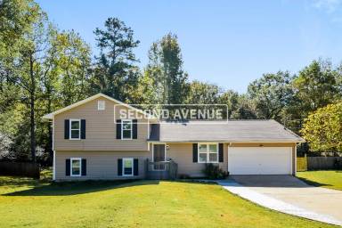 Main picture of 335 Anna Ave