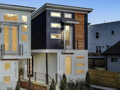 Main picture of 2020 9th Ave N