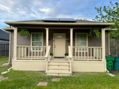 Main picture of 108 Cook St