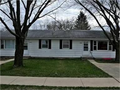 Main picture of 120-122 S Front St