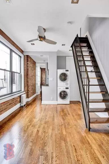 Main picture of 415 E 13th St
