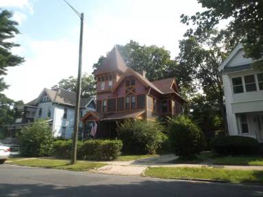 Main picture of 123 Buckingham St