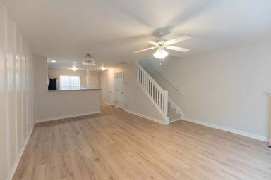 Main picture of 306 Snowy Owl Ct