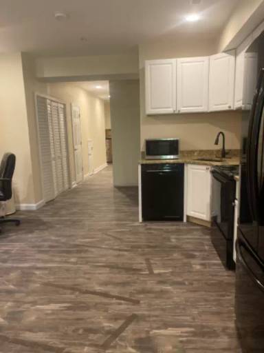 Main picture of 422 58th St NE