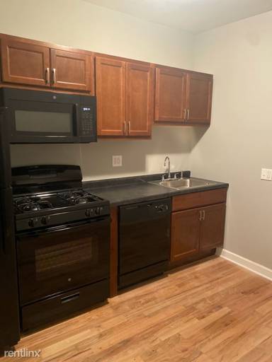 Main picture of 6445 S Saint Lawrence Ave