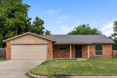 Main picture of 808 Judith St