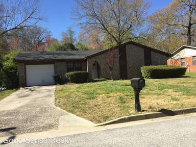 Main picture of 2718 Fawn Dr
