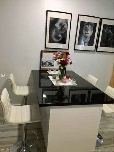 Main picture of Elena Condo