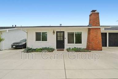 Main picture of 361 E 18th St