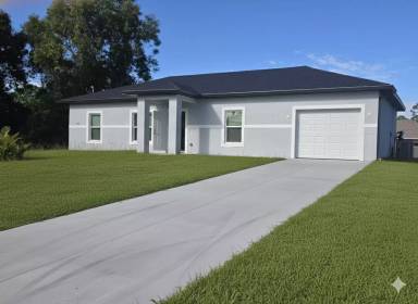 Main picture of 324 Mangonia Ave