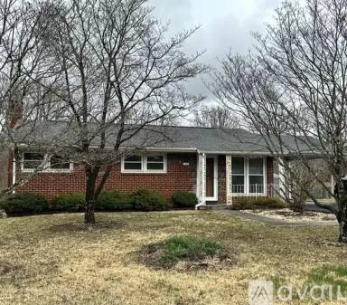 Main picture of 175 Woodland Dr