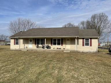 Main picture of 530 N Maple St