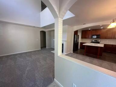 Main picture of 1690 Springhill Dr