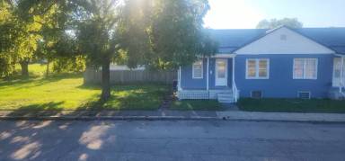 Main picture of 124 S Sugar St