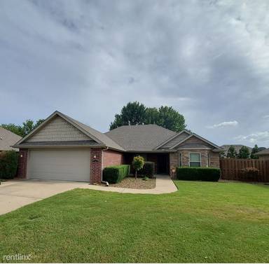 Main picture of 2883 W Miramar Dr