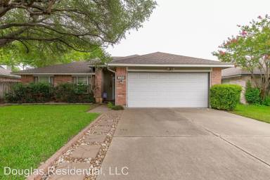 Main picture of 603 Beverly Ln