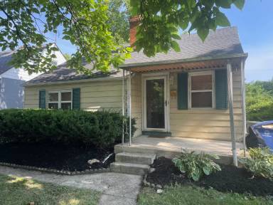 Main picture of 2204 Ruskin Ave