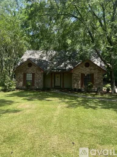 Main picture of 713 Willow Oak Ln