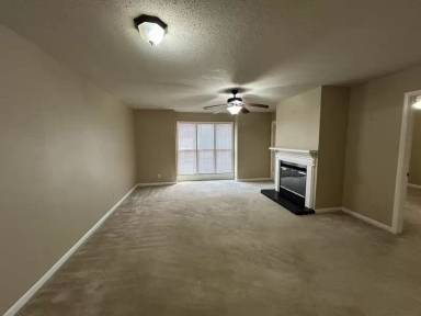 Main picture of 4969 Seven Pine Cir