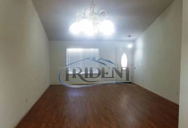 Main picture of 1070 Arbor Dr