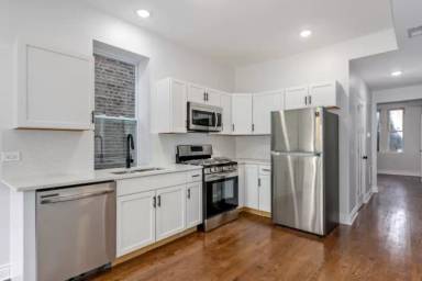 Main picture of 4440 S Campbell Ave