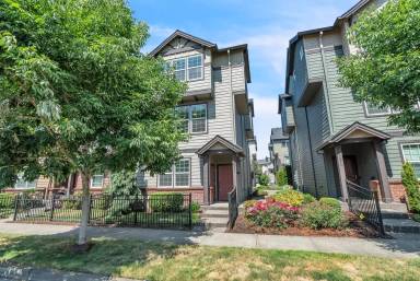 Main picture of 4865 SE Davis Rd