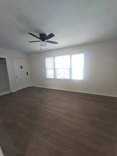 Main picture of 728 E Garfield Ave