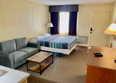 Main picture of 1607 N Lacrosse St