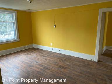 Main picture of 521 2nd Ave