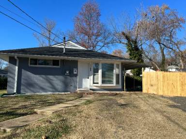Main picture of 7700 Greenleaf Rd