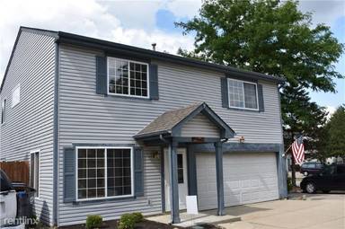 Main picture of 2416 Grand Fir Dr