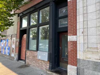 Main picture of 2712 W North Ave
