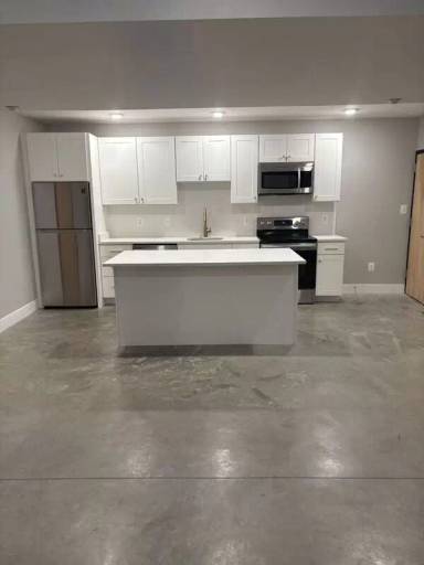 Main picture of 3233 Donnell St
