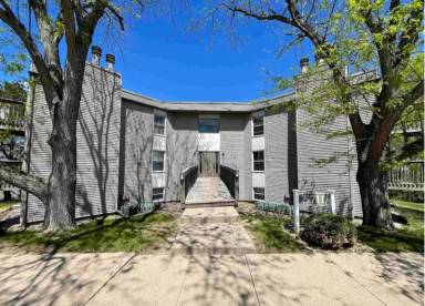 Main picture of Woodhue Apartments