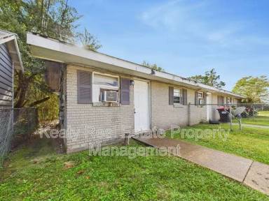 Main picture of 702 13th St