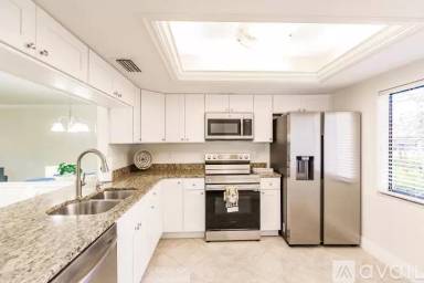 Main picture of 11220 Caravel Cir