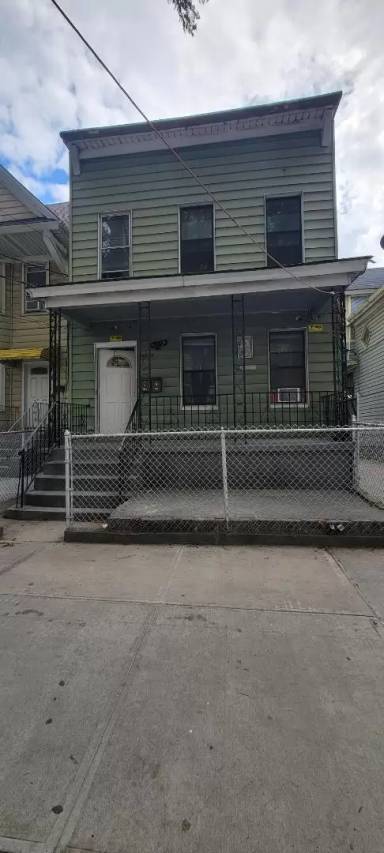 Main picture of 14738 95th Ave