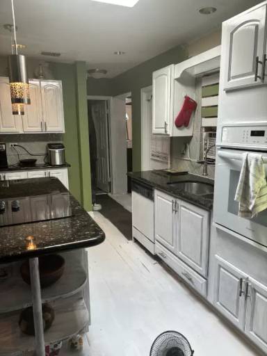 Main picture of 3721 NE 13th Ave