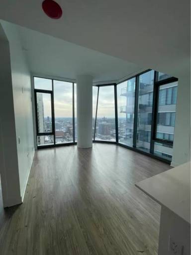 Main picture of 100 E 14th Condo Board