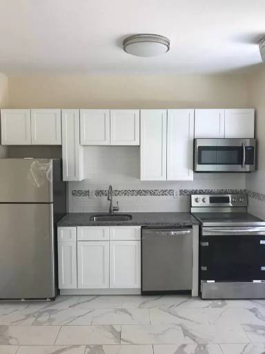 Main picture of 85 Morris St