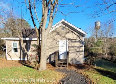Main picture of 38 Grady Smith St