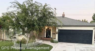 Main picture of 718 Cross St