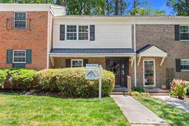 Main picture of 6521 New Market Way