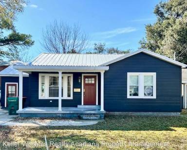 Main picture of 757 Saint Louis St