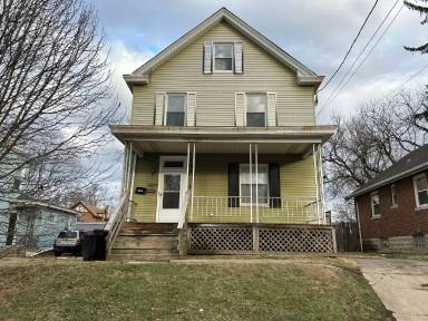 Main picture of 3912 Trevor Ave