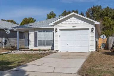 Main picture of 7626 Chablis Cir