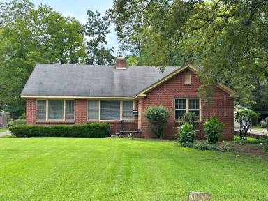 Main picture of 3339 S Perry St