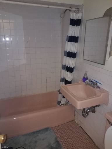 Main picture of 1082 Commonwealth Ave